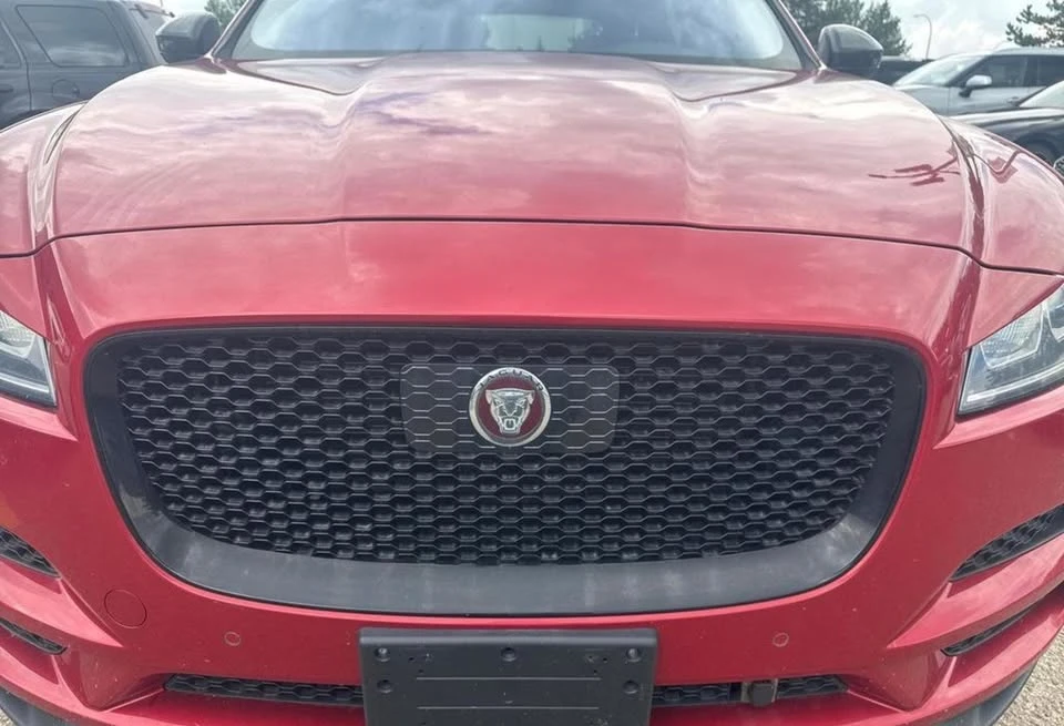 2019 Jaguar F-Pace - Image 2 of 15