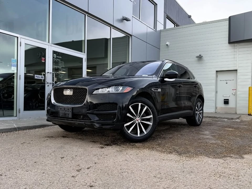 2019 Jaguar F-Pace - Image 2 of 13