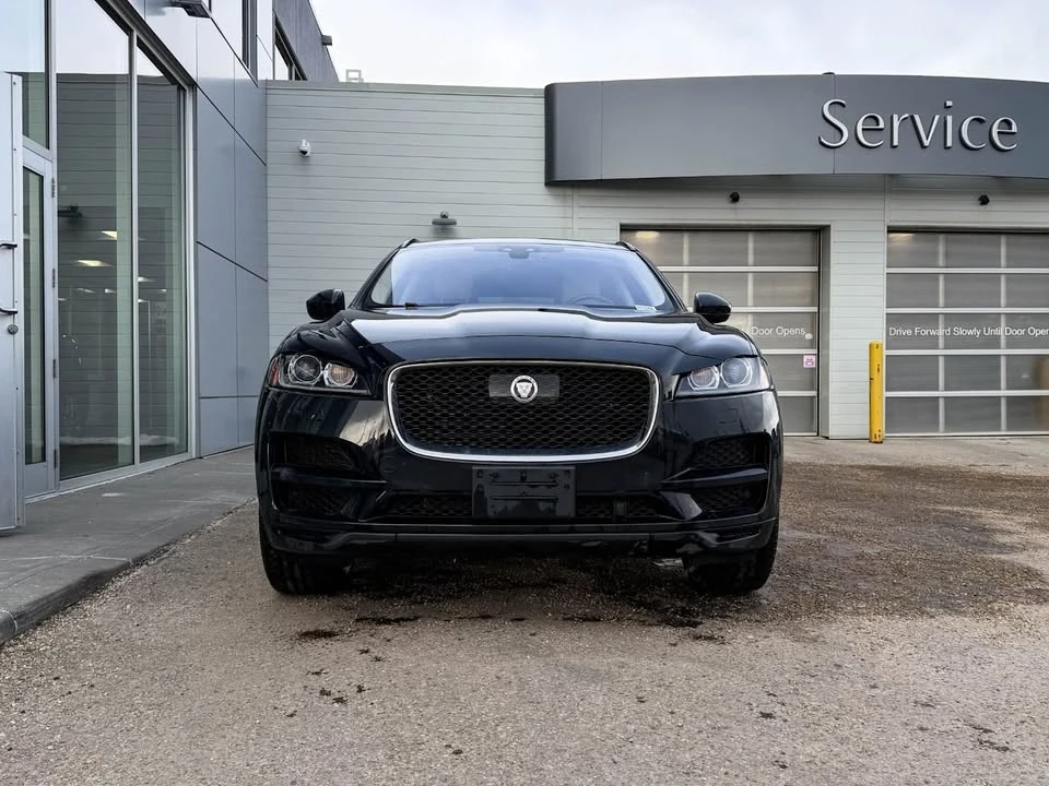 2019 Jaguar F-Pace - Image 8 of 13