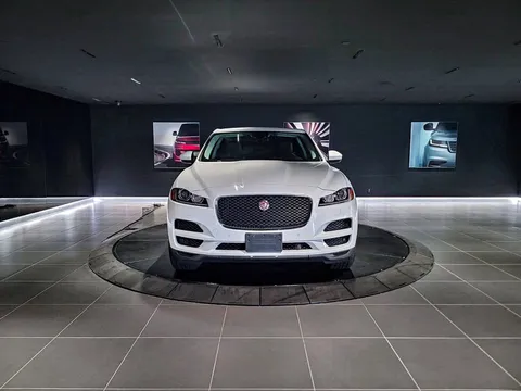 2019 Jaguar F-PACE Prestige