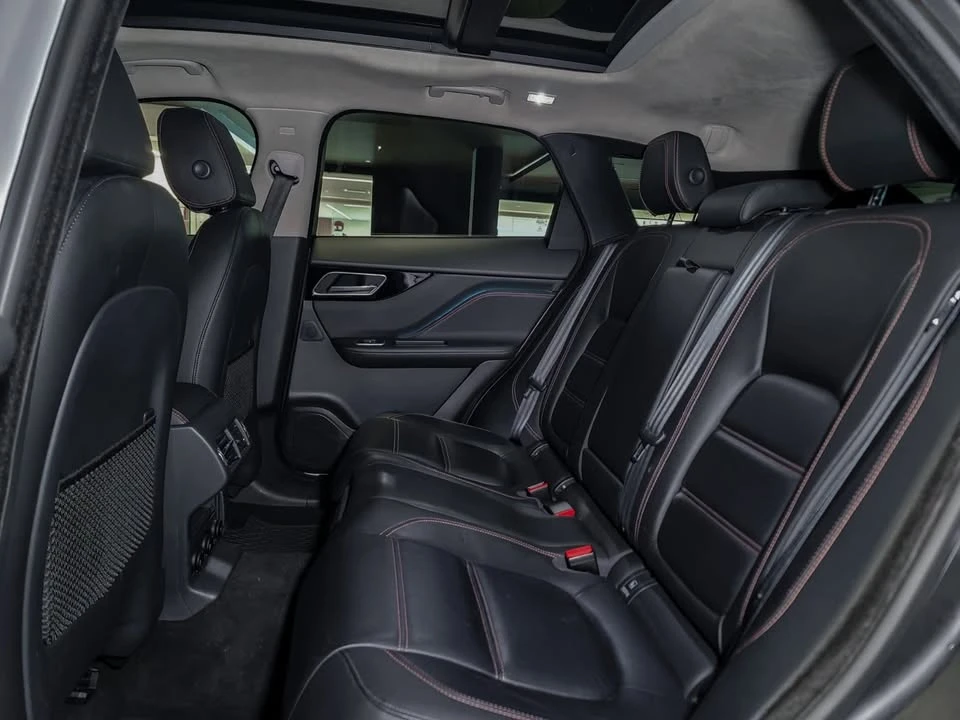 2019 Jaguar F-Pace - Image 19 of 19