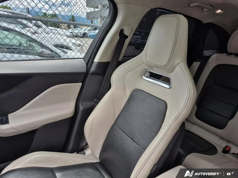 2019 Jaguar F-Pace - Image 15 of 20
