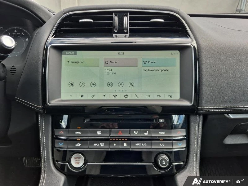 2019 Jaguar F-Pace - Image 14 of 20