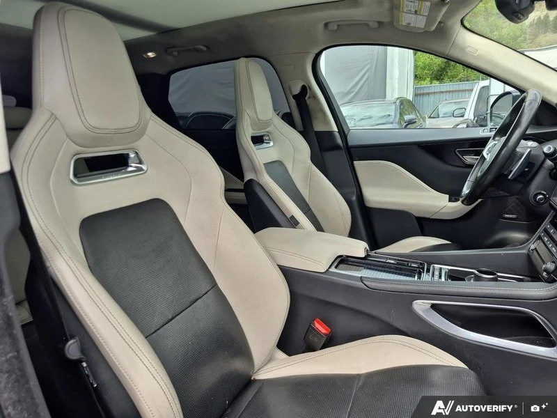 2019 Jaguar F-Pace - Image 17 of 20