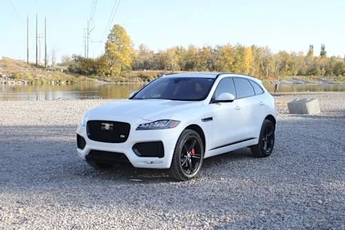 2019 Jaguar F-Pace - Image 2 of 17