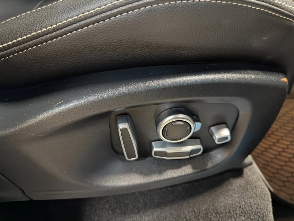 2019 Jaguar F-Pace SVR - Image 17 of 20
