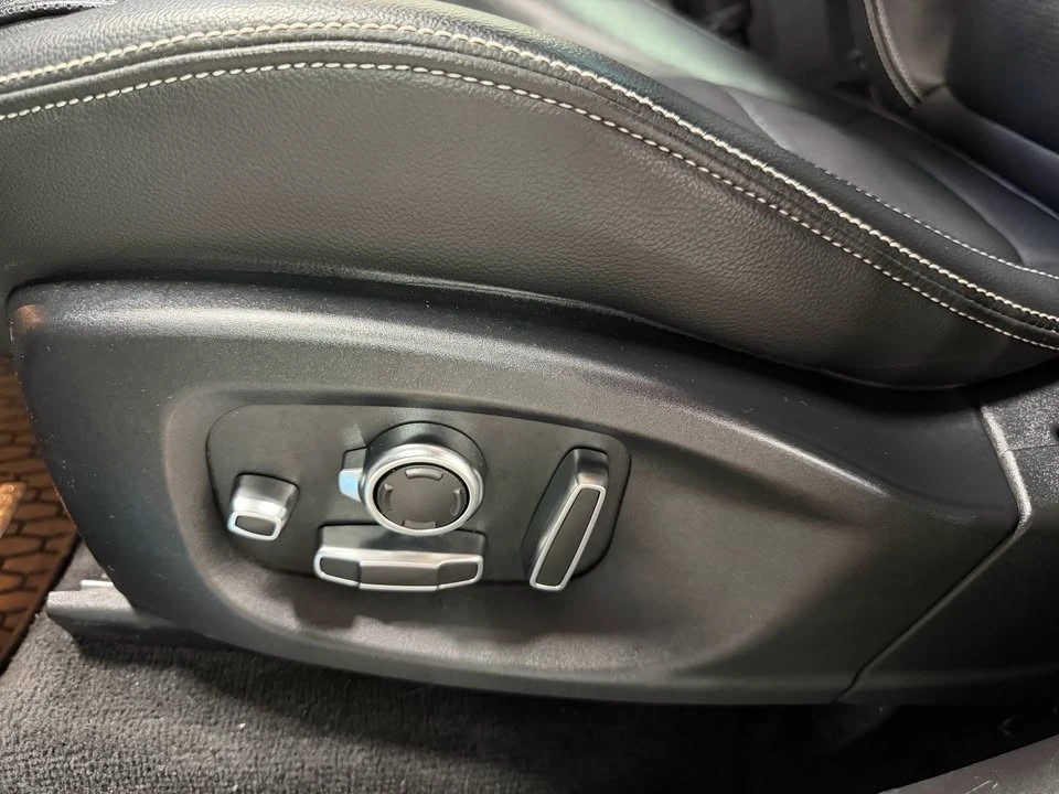 2019 Jaguar F-Pace SVR - Image 16 of 20