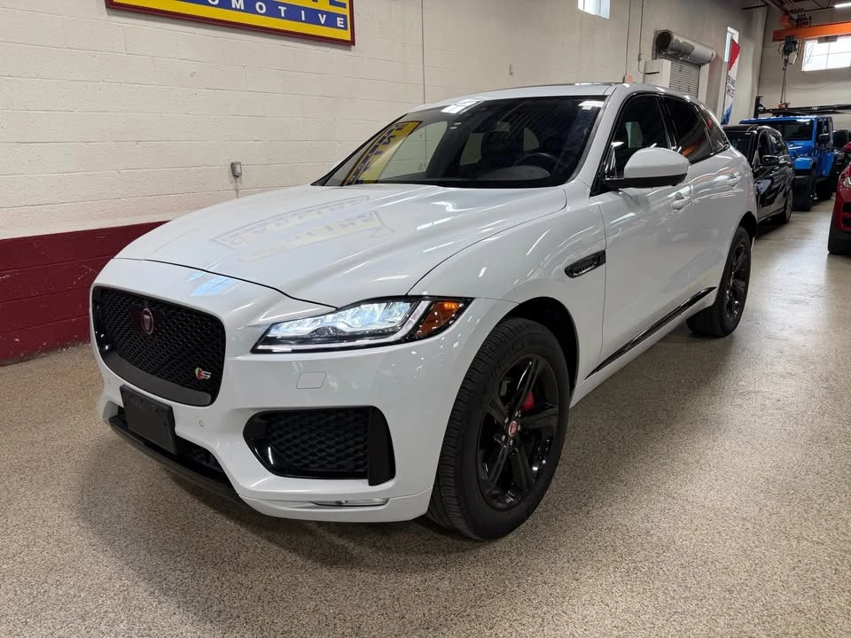 2019 Jaguar F-Pace SVR - Image 2 of 20