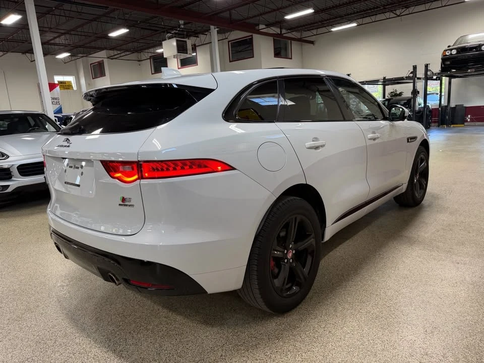 2019 Jaguar F-Pace SVR - Image 6 of 20