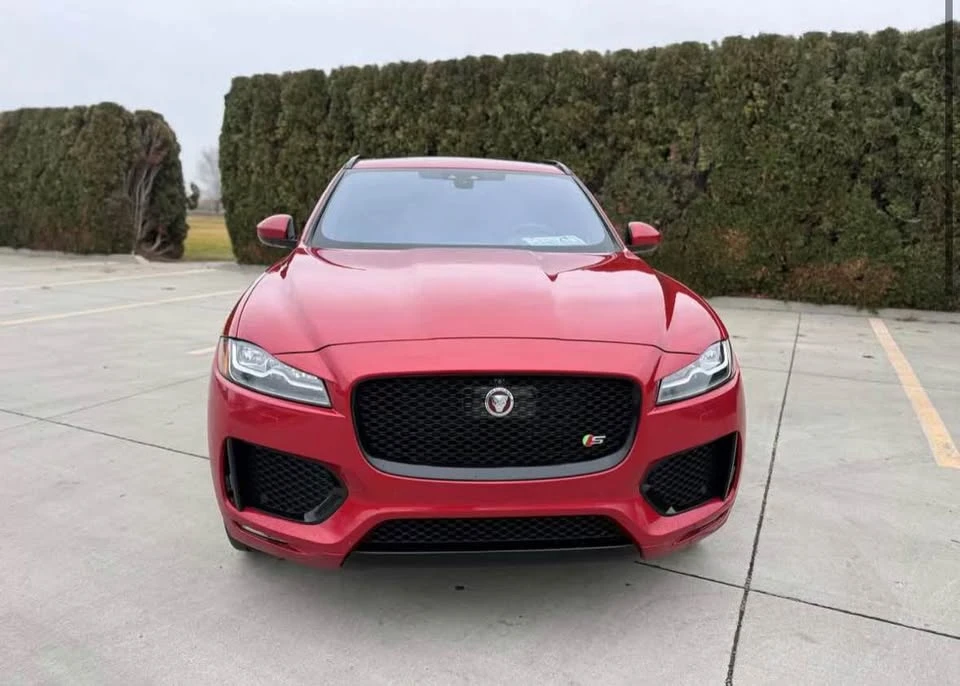 2019 Jaguar F-Pace SVR - Image 2 of 18
