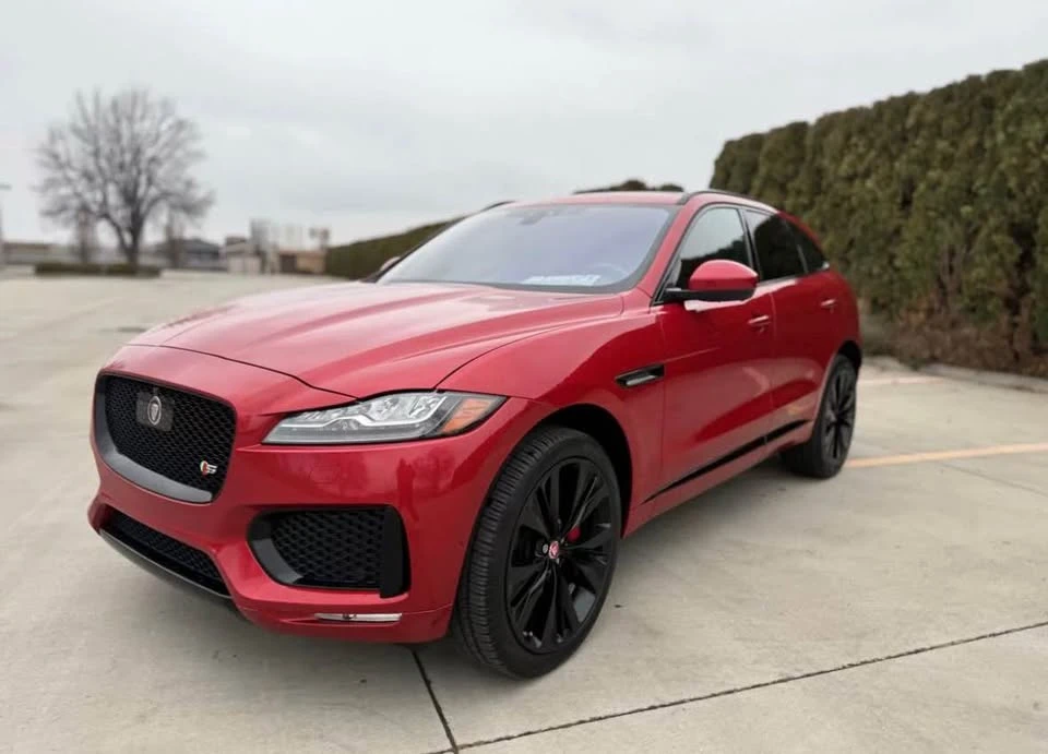 2019 Jaguar F-Pace SVR - Image 3 of 18