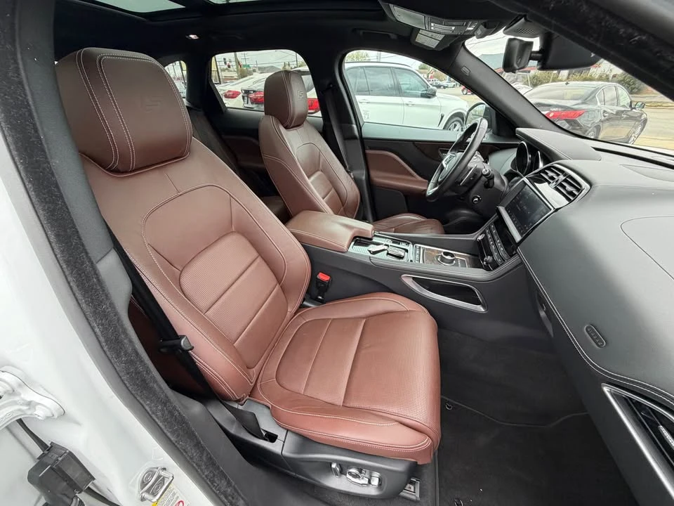 2019 Jaguar F-Pace SVR - Image 13 of 19