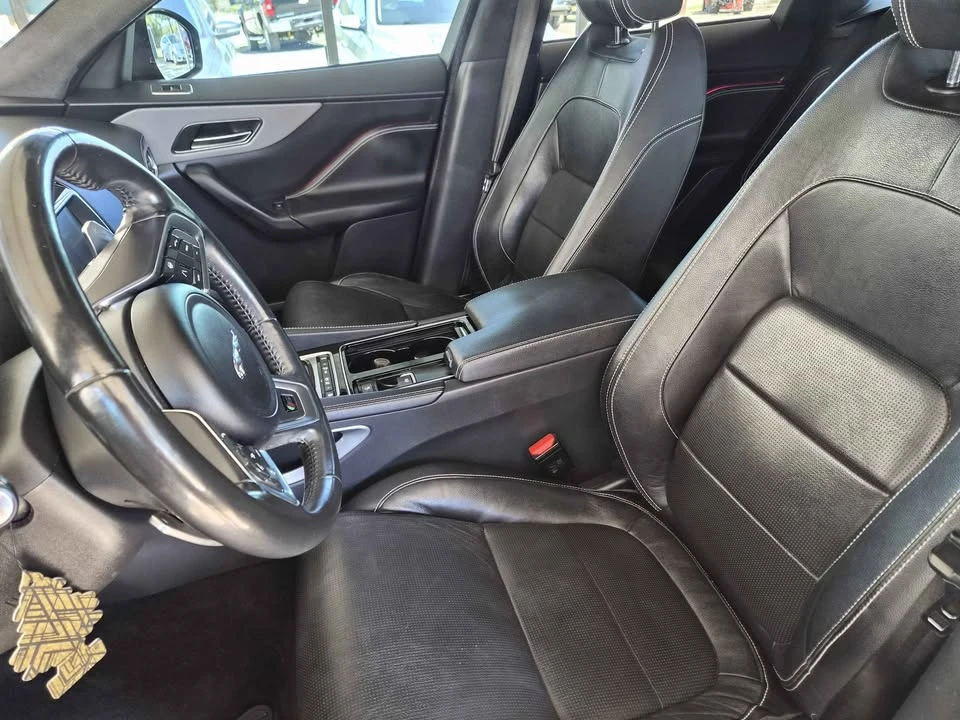 2019 Jaguar F-Pace - Image 7 of 9
