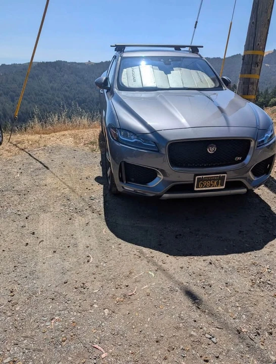 2019 Jaguar F-Pace - Image 8 of 9