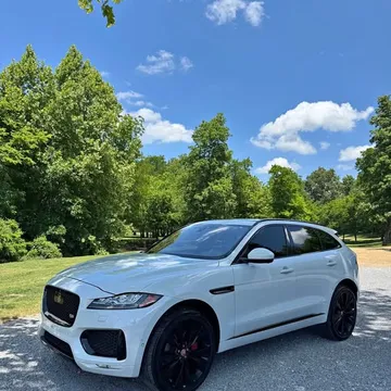 2019 Jaguar F-PACE S Sport Utility 4D