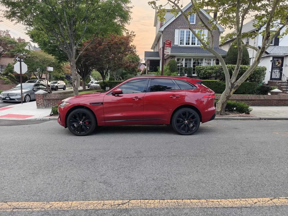 2019 Jaguar F-Pace SVR - Image 7 of 20