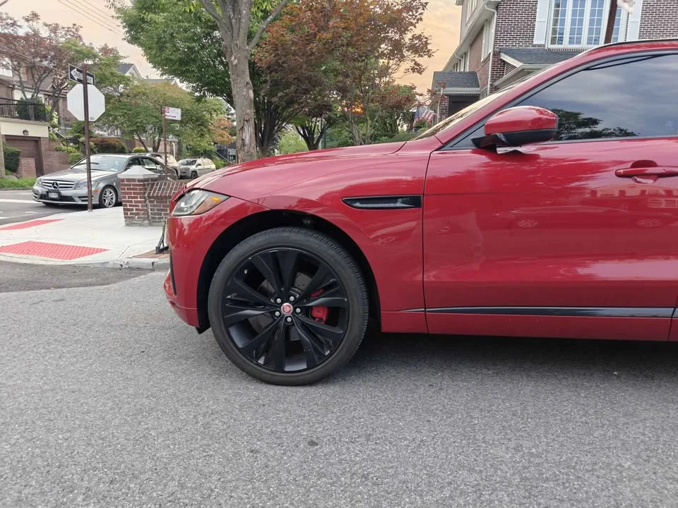 2019 Jaguar F-Pace SVR - Image 17 of 20