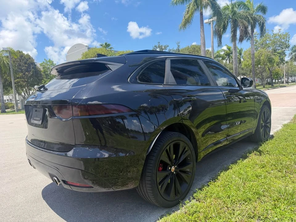 2019 Jaguar F-Pace SVR - Image 3 of 7