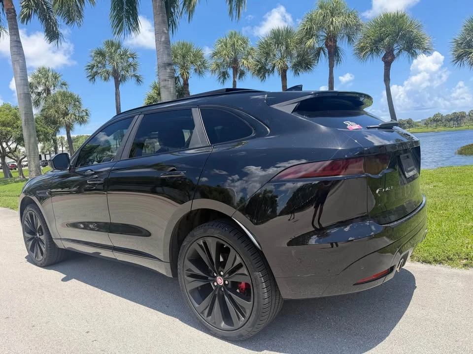 2019 Jaguar F-Pace SVR - Image 2 of 7