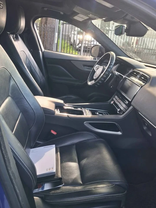 2019 Jaguar F-Pace SVR - Image 7 of 12