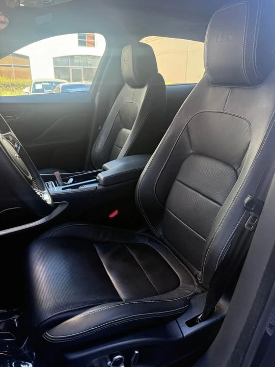 2019 Jaguar F-Pace SVR - Image 6 of 9