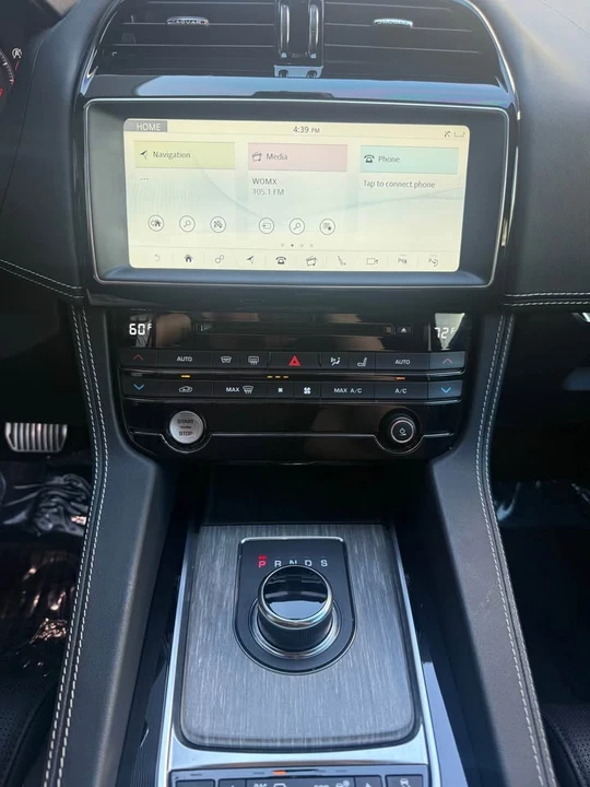 2019 Jaguar F-Pace SVR - Image 9 of 9