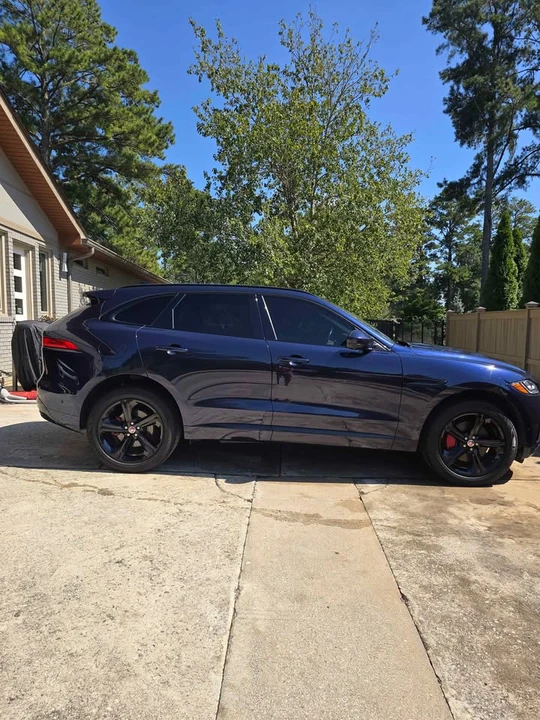 2019 Jaguar F-Pace SVR - Image 7 of 10
