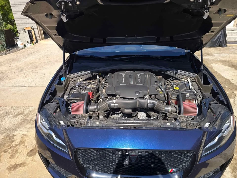 2019 Jaguar F-Pace SVR - Image 3 of 10