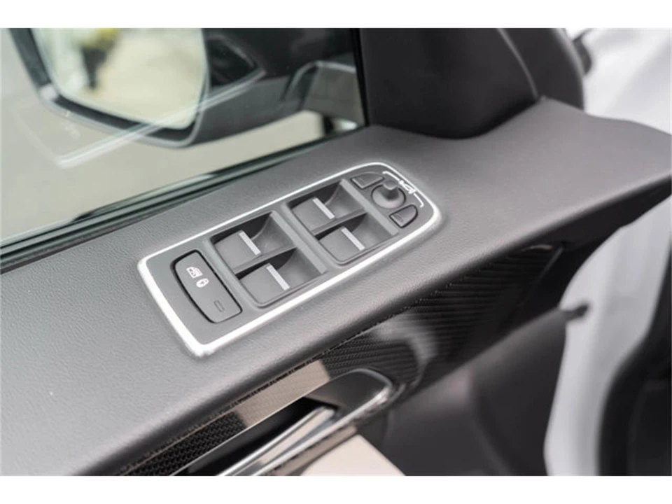 2019 Jaguar F-Pace - Image 11 of 12