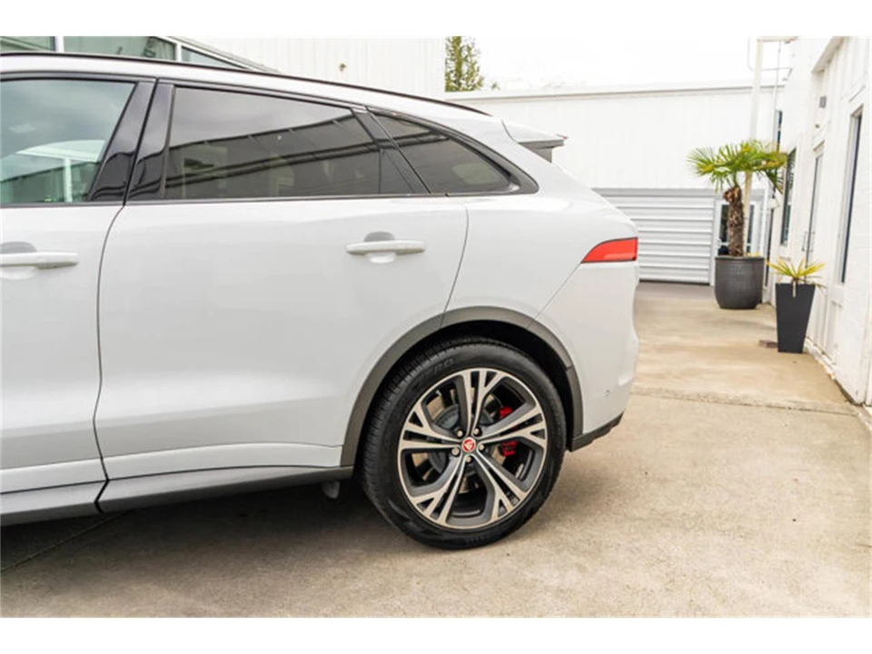 2019 Jaguar F-Pace - Image 5 of 12