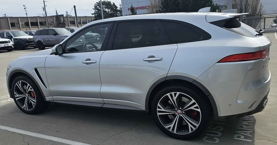 2019 Jaguar F-Pace SVR - Image 11 of 20