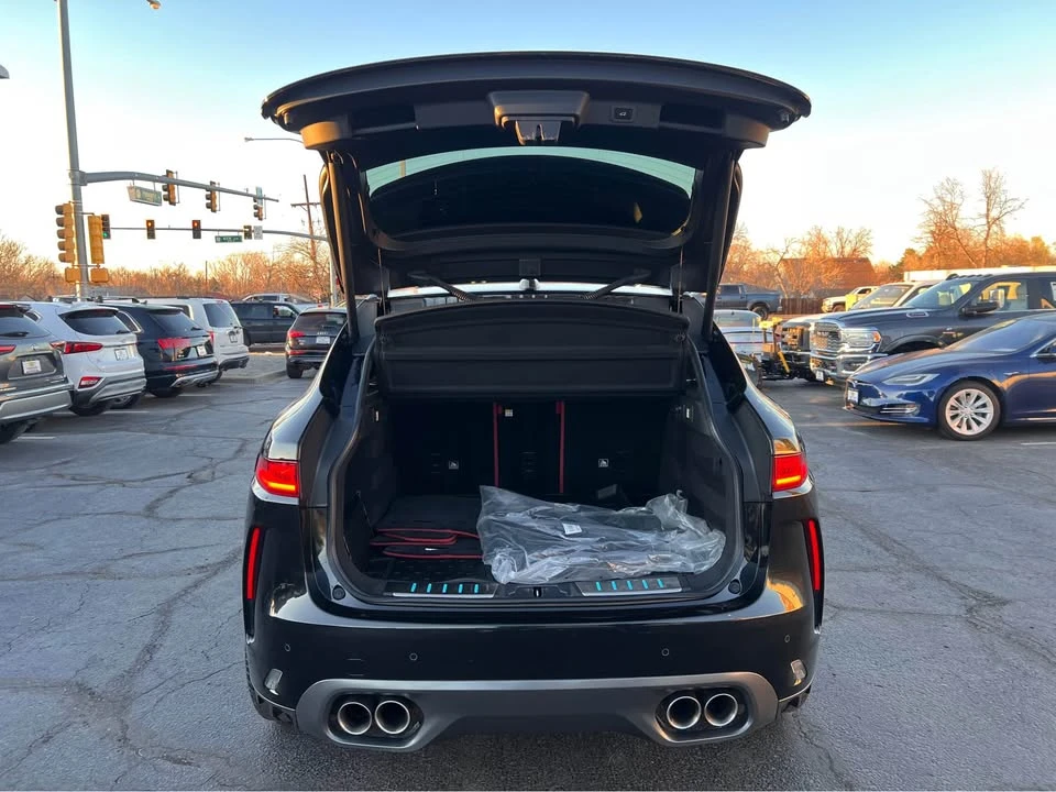 2019 Jaguar F-Pace SVR - Image 15 of 19