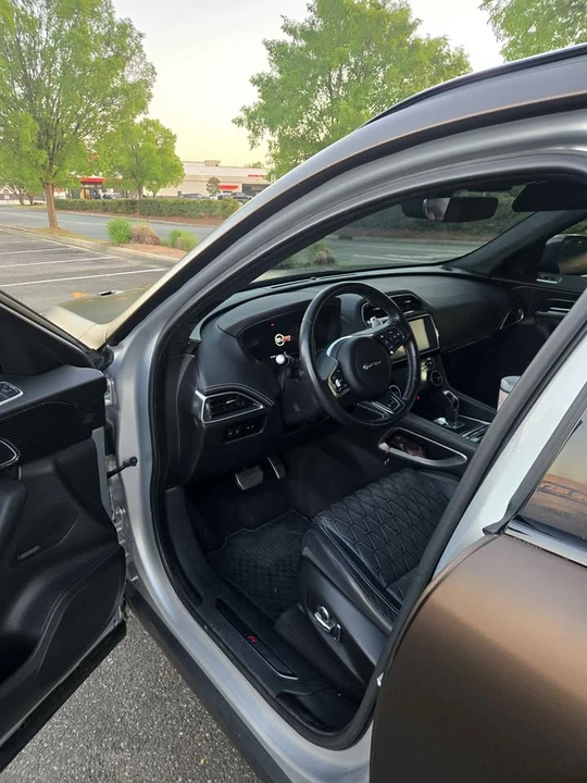 2019 Jaguar F-Pace SVR - Image 10 of 14