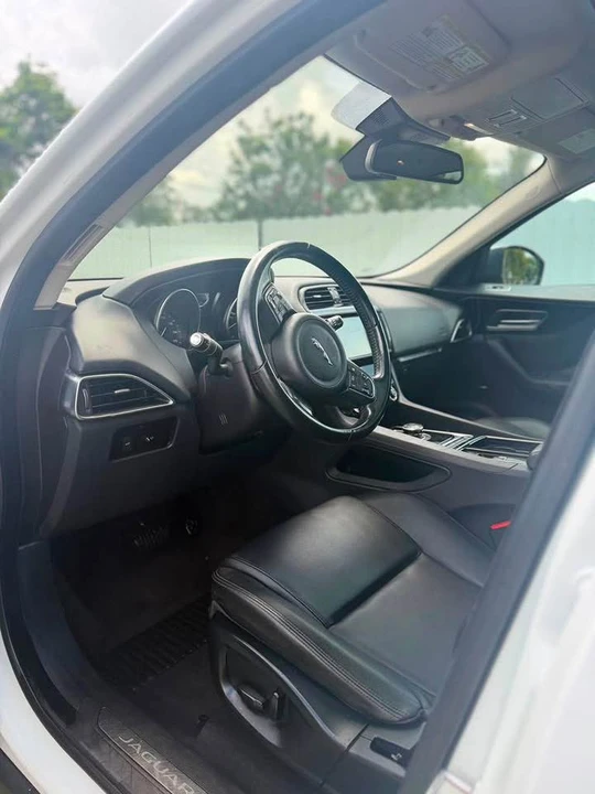 2019 Jaguar F-Pace SVR - Image 8 of 16