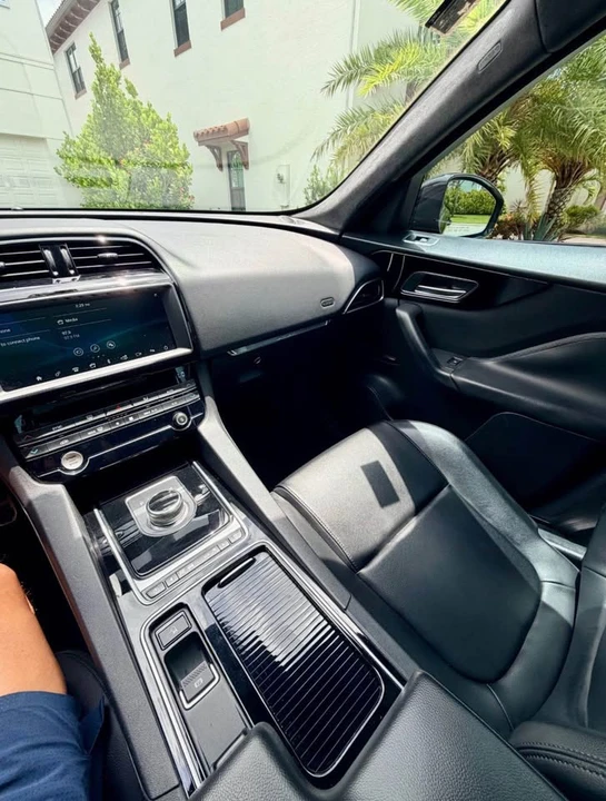2019 Jaguar F-Pace - Image 3 of 6