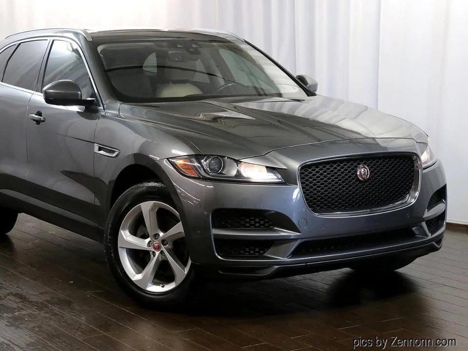 2019 Jaguar F-Pace - Image 2 of 20