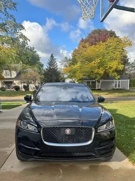 2019 Jaguar F-Pace