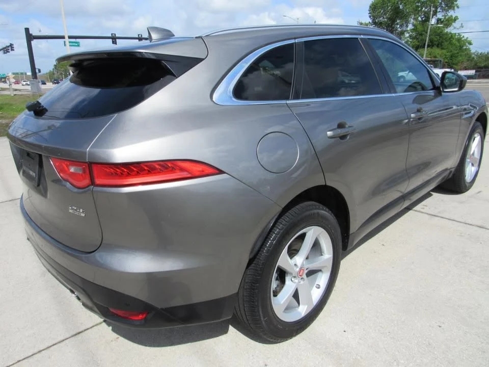 2019 Jaguar F-Pace - Image 7 of 19