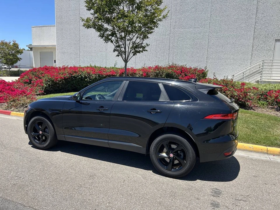 2019 Jaguar F-Pace - Image 20 of 22