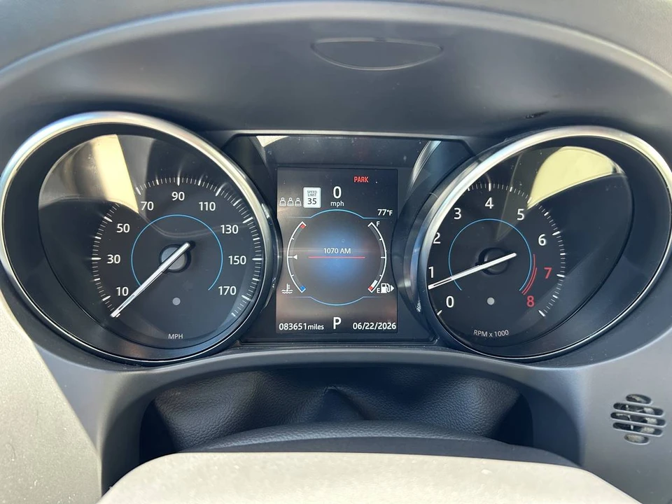 2019 Jaguar F-Pace - Image 21 of 22