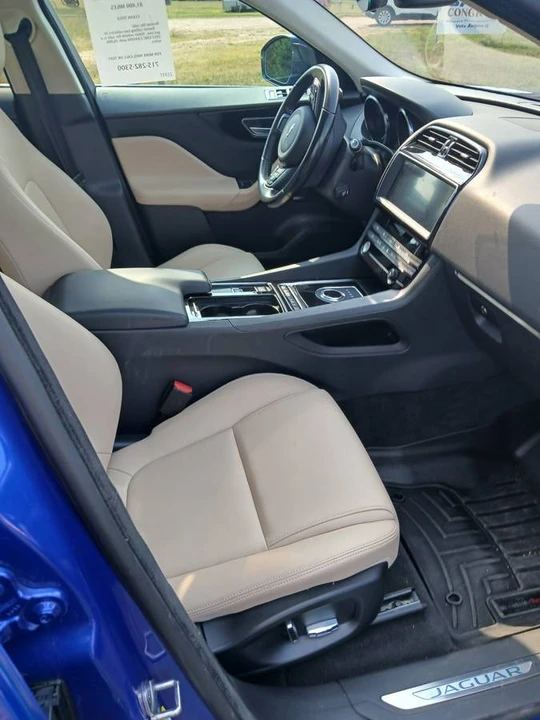 2019 Jaguar F-Pace - Image 6 of 12