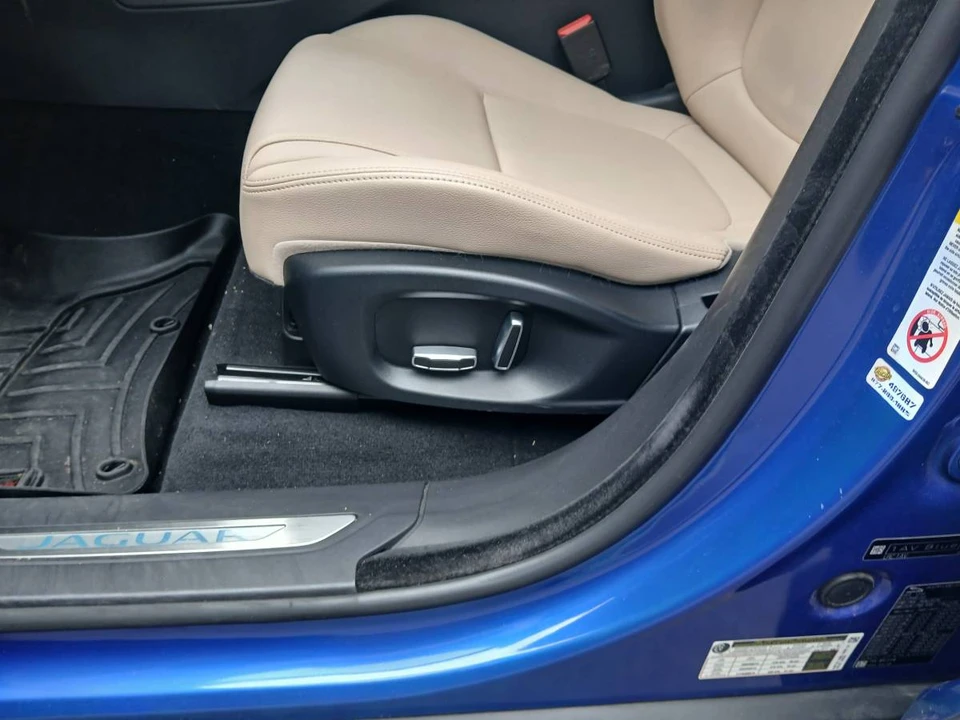 2019 Jaguar F-Pace - Image 7 of 12