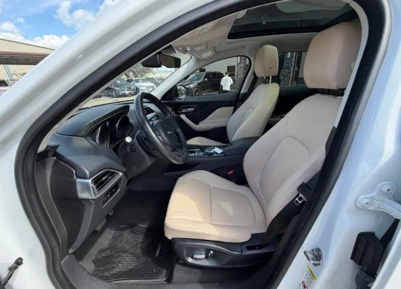 2019 Jaguar F-Pace - Image 10 of 12