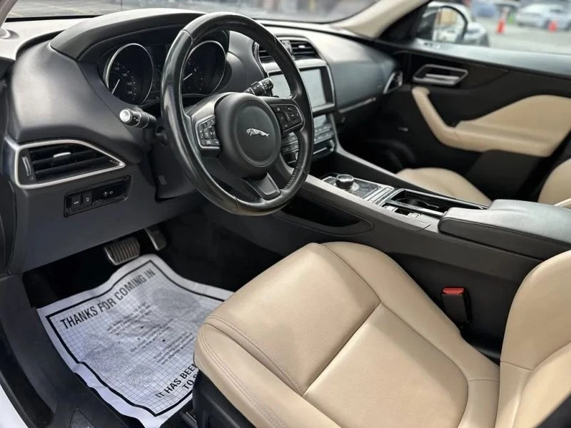 2019 Jaguar F-Pace - Image 10 of 12