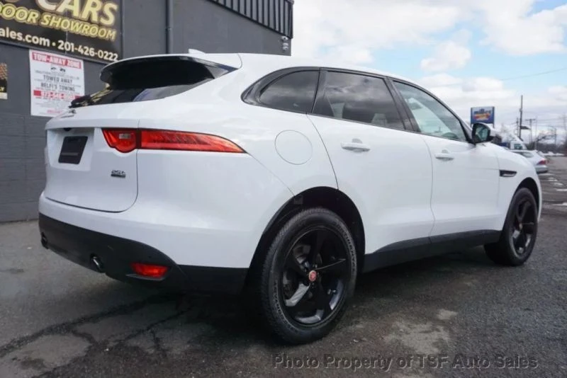 2019 Jaguar F-Pace - Image 7 of 12