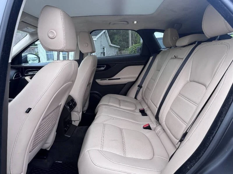 2019 Jaguar F-Pace - Image 6 of 12