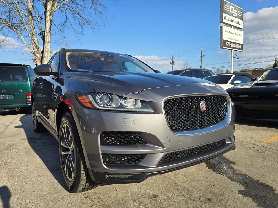 2019 Jaguar F-Pace - Image 7 of 20