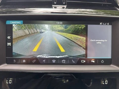 2019 Jaguar F-Pace - Image 12 of 19