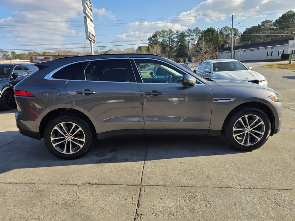 2019 Jaguar F-Pace - Image 2 of 20