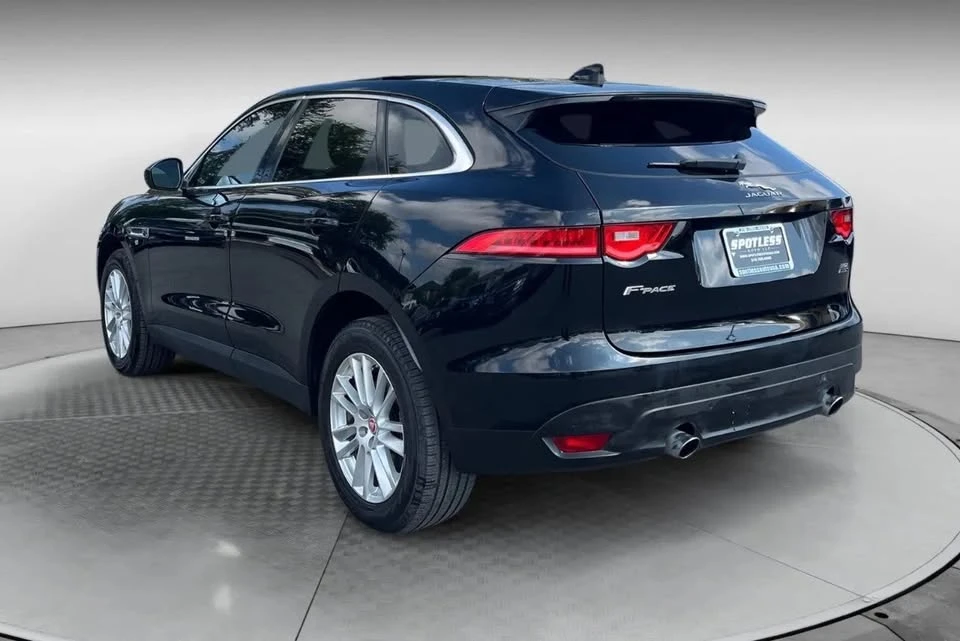 2019 Jaguar F-Pace - Image 3 of 9